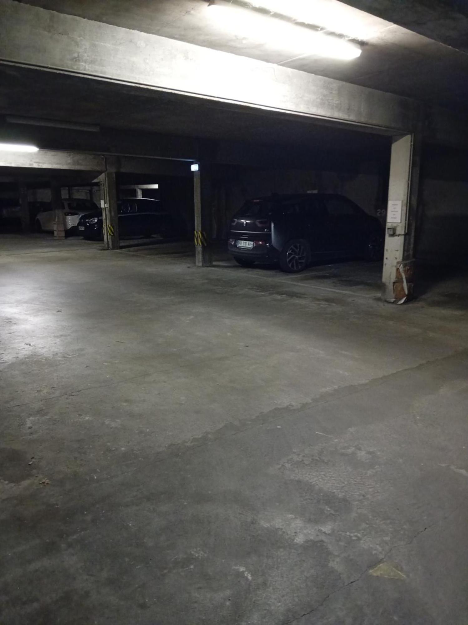T2- 40 M2- Place Parking Souterrain -Fibre リモージュ エクステリア 写真